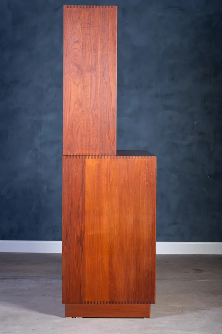 Pamono Wall Unit in Teak by Peter Hvidt & Orla Mølgaard for Søborg Møbelfabrik, 1950s Discount