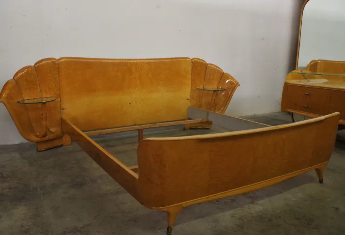 Pamono Walnut Burl Bedroom Set by Osvaldo Borsani, 1950s, Set of 3 Discount