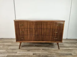 Pamono Walnut-Lined Chest of Drawers with Brass Handles, 1950 Hot