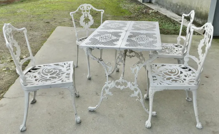 Pamono Weathered Metal Garden Set, 1970s, Set of 5 Discount