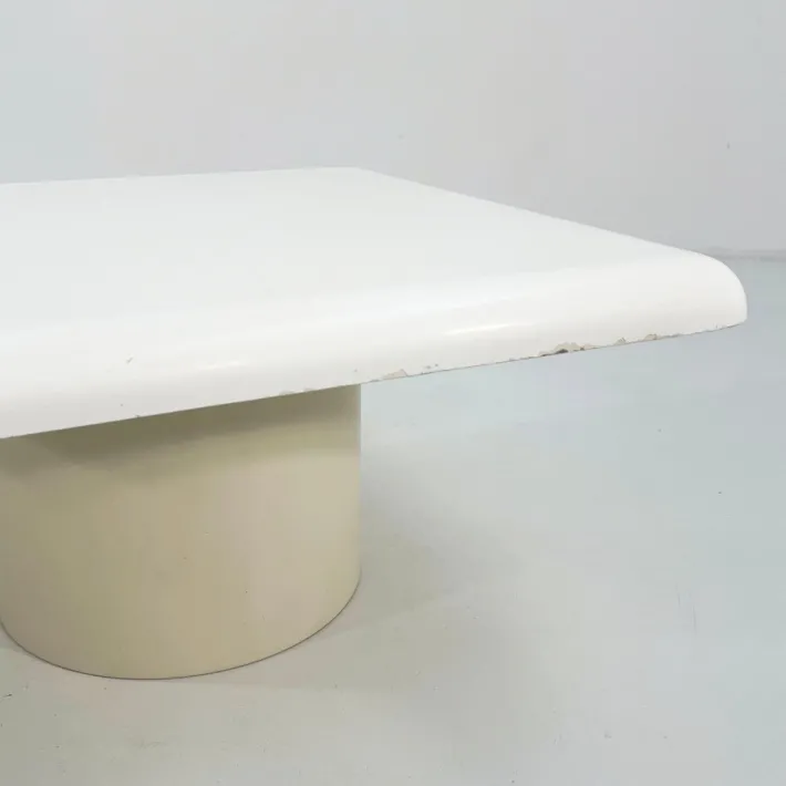 Pamono White Ara Coffee Table by Vico Magistretti for Artemide, 1960s Discount