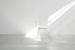 Pamono White Garden Chairs With Woven Plastic Seats, Italy, 1960s, Set of 5 Discount