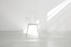 Pamono White Garden Chairs With Woven Plastic Seats, Italy, 1960s, Set of 5 Discount