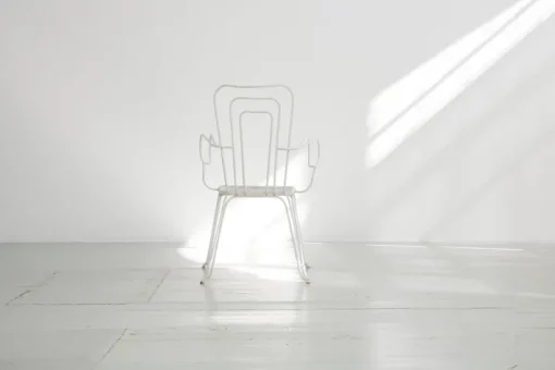 Pamono White Garden Chairs With Woven Plastic Seats, Italy, 1960s, Set of 5 Discount