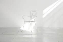 Pamono White Garden Chairs With Woven Plastic Seats, Italy, 1960s, Set of 5 Discount