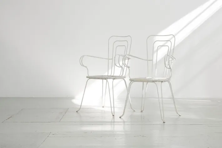 Pamono White Garden Chairs With Woven Plastic Seats, Italy, 1960s, Set of 5 Discount