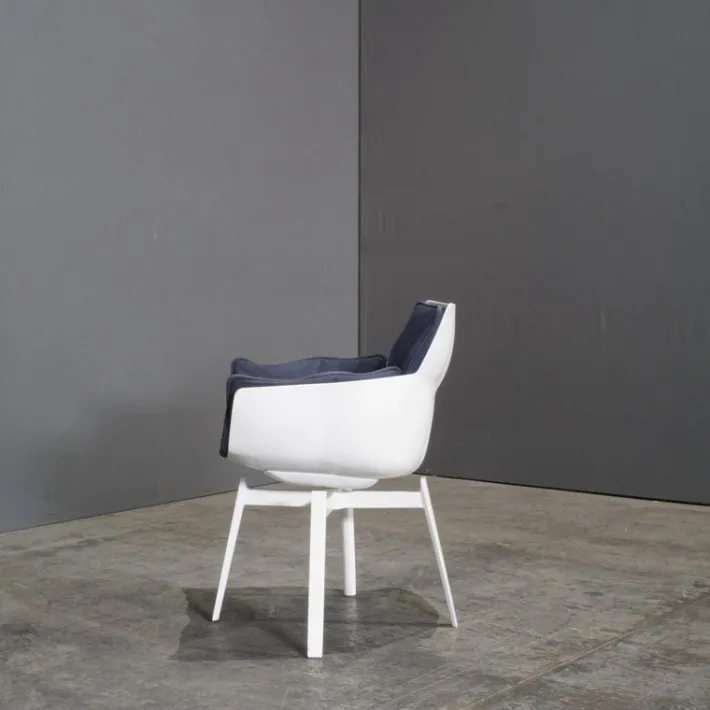 Pamono White Swivel Husk Chair by Patricia Urquiola for B&B Italia, 2010s New