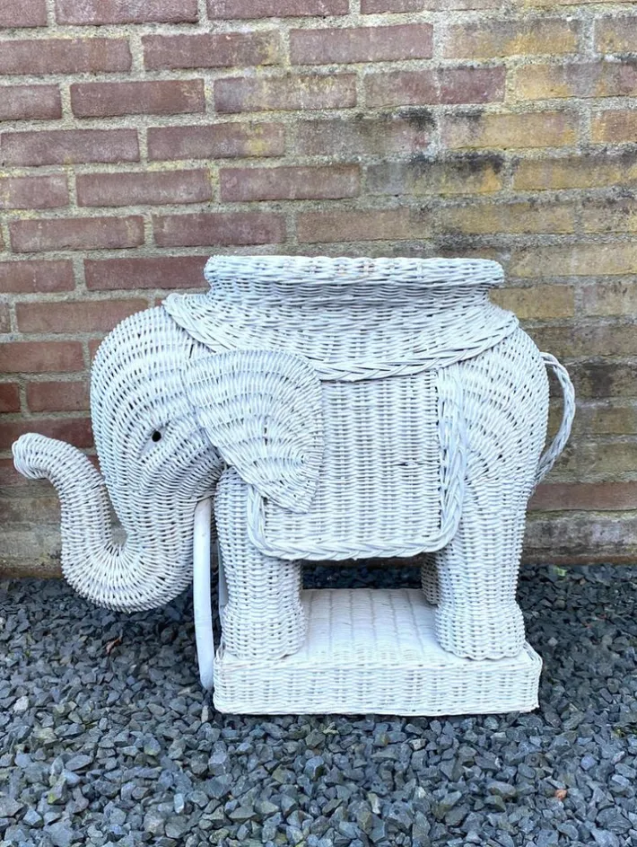 Pamono Wicker Elephant Garden Stool Best