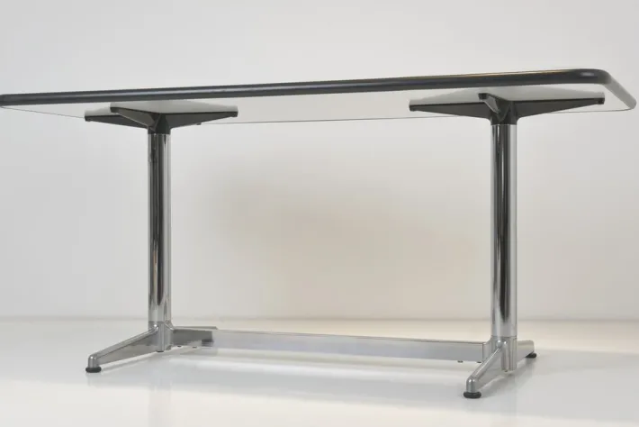 Pamono Worktable in Aluminium by Giancarlo Piretti for Mobilier International, France, 1970s Hot
