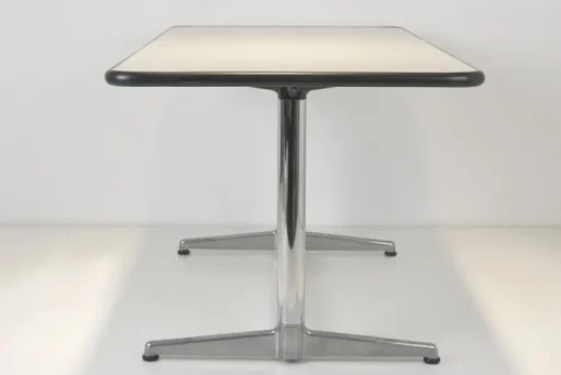 Pamono Worktable in Aluminium by Giancarlo Piretti for Mobilier International, France, 1970s Hot