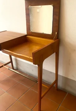 Pamono Writing Desk with Folding Mirror and Drawer attributed to Giò Ponti, Italy, 1950s New