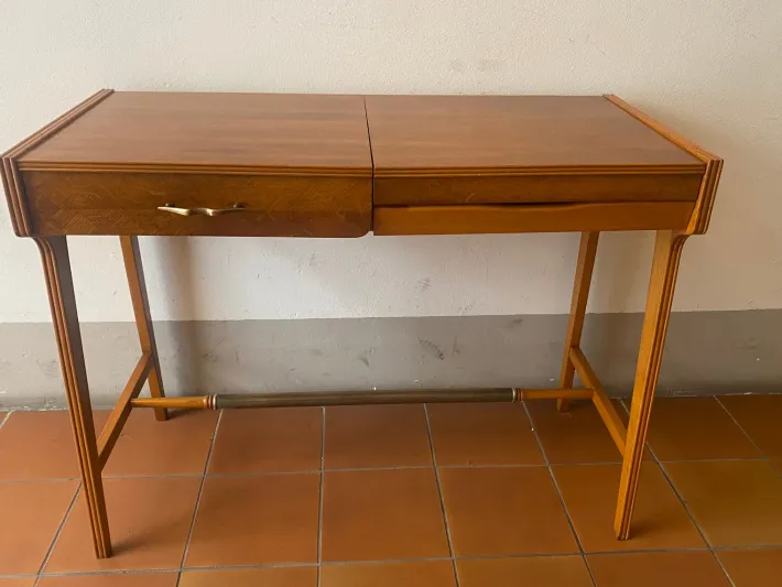Pamono Writing Desk with Folding Mirror and Drawer attributed to Giò Ponti, Italy, 1950s New