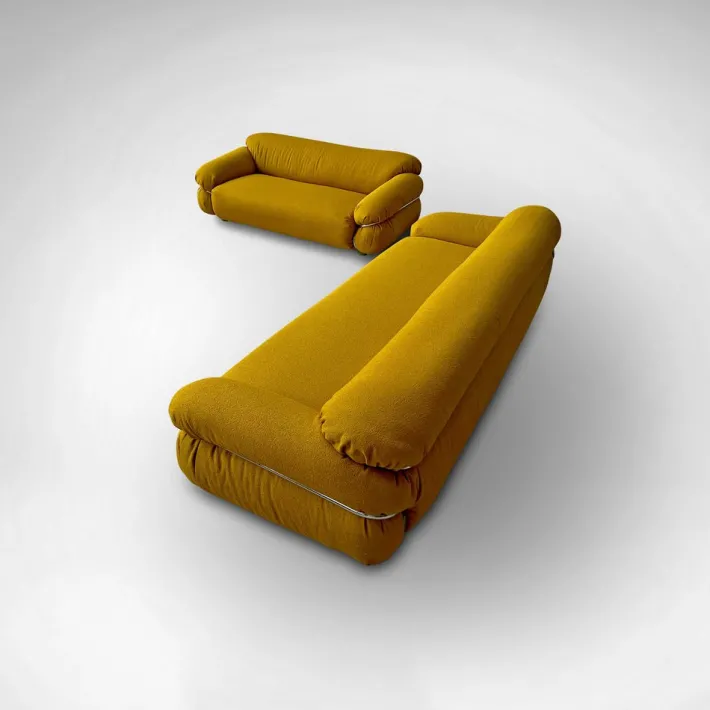 Pamono Yellow Bouclé Sesann Sofas by Gianfranco Frattini for Cassina, 1970s, Set of 2 Hot