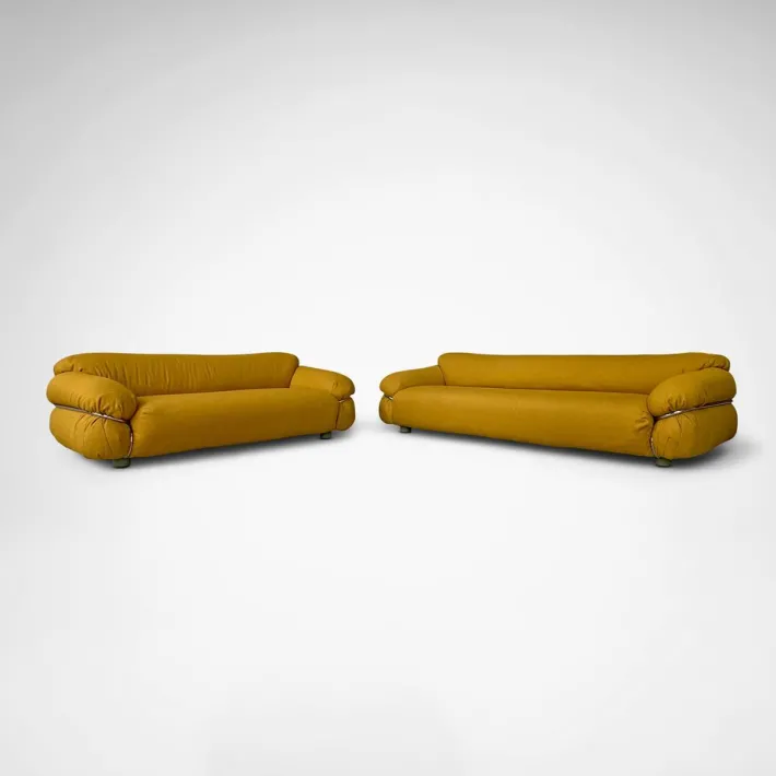Pamono Yellow Bouclé Sesann Sofas by Gianfranco Frattini for Cassina, 1970s, Set of 2 Hot