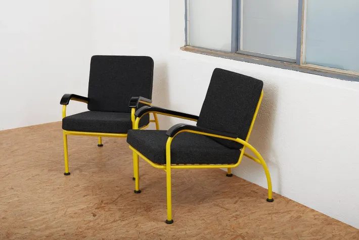 Pamono Yellow Tubular Steel Armchairs with Black Bakelite Armrests and Feet and Kvadrat Upholstery from Embru, 1934, Set of 2 Discount